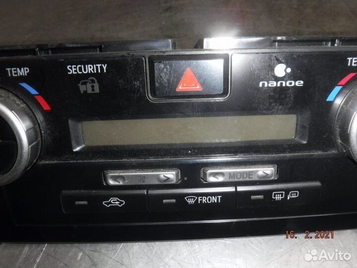 Блок управления отопителем Toyota Camry 50 2AR