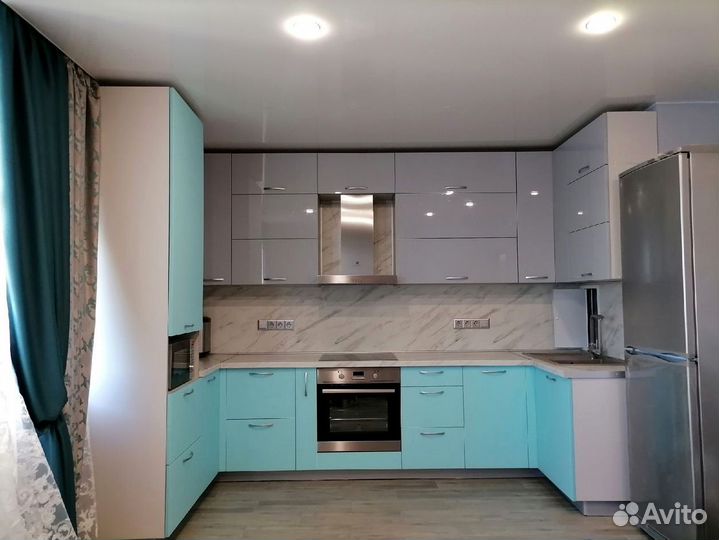 Кухонный гарнитур П-образный на заказ