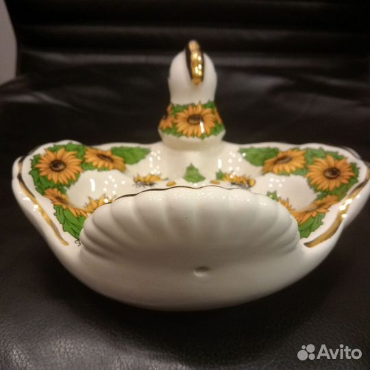 Курочка для яичек