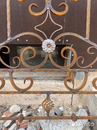 Кованая решетка для балкона