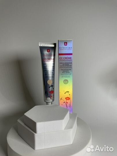 Erborian CC Крем Совершенное Сияние Светлый 45 мл