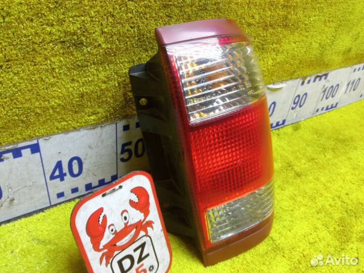 Стоп-сигнал задний правый Nissan Terrano/Terrano