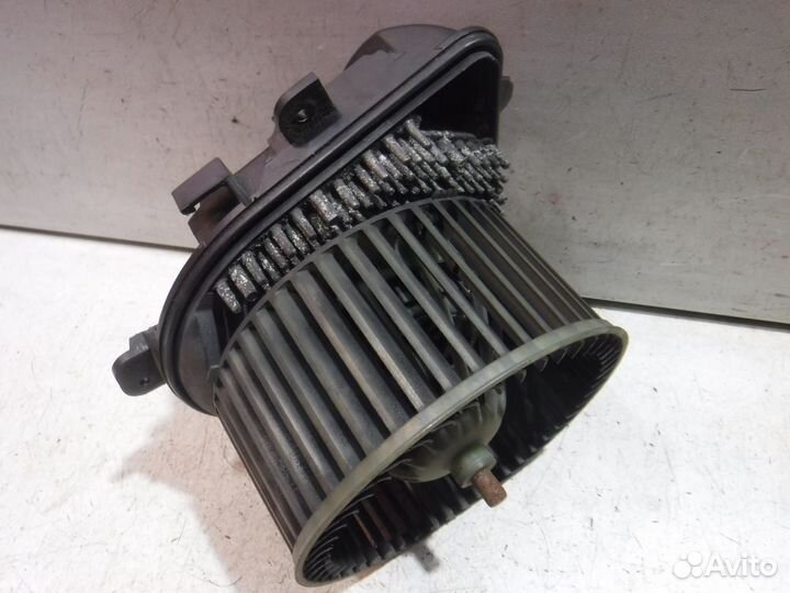 Моторчик отопителя Peugeot Expert I