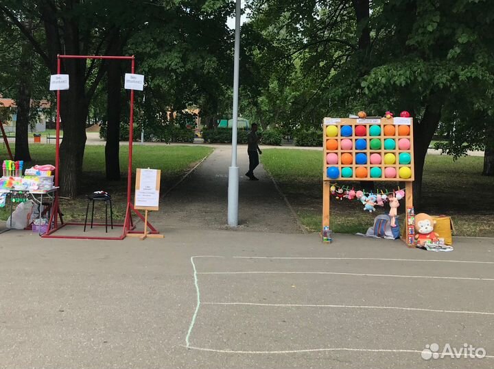 Пьяный турник, тир, аттракционы