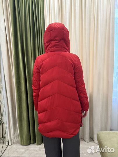 Пуховик женский 42 44
