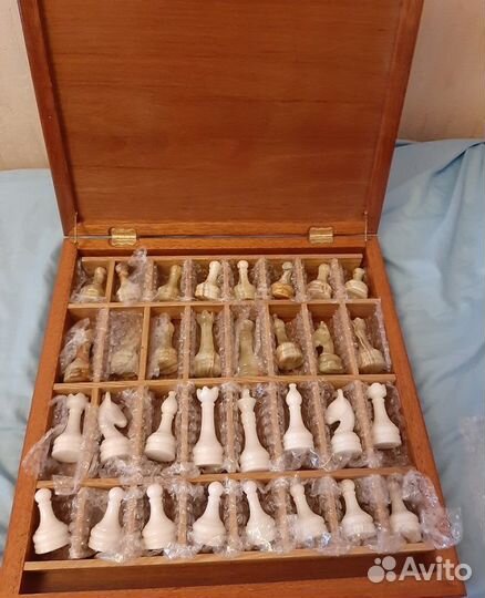 Шахматы каменные