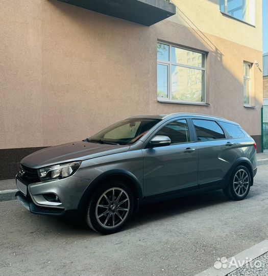 LADA Vesta Cross 1.6 CVT, 2021, 168 800 км