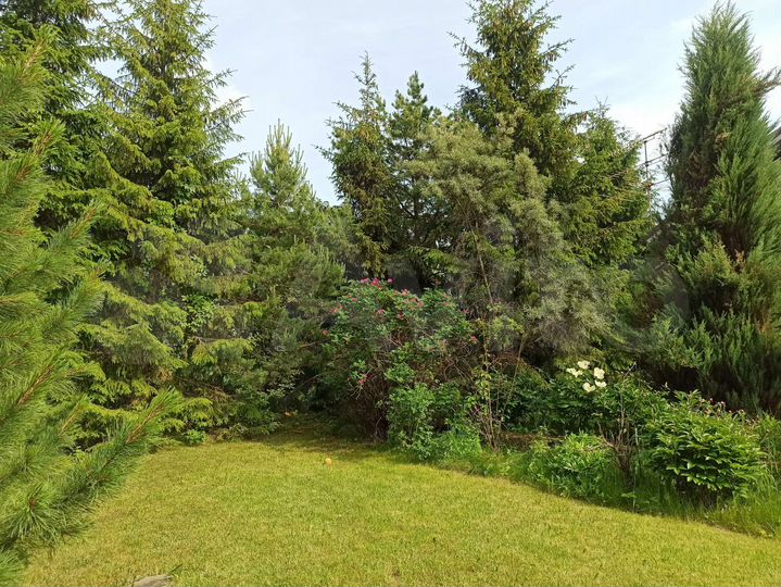 Коттедж 180 м² на участке 12 сот.