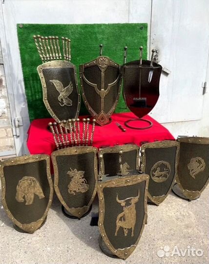 Подставка под шампуры Щит