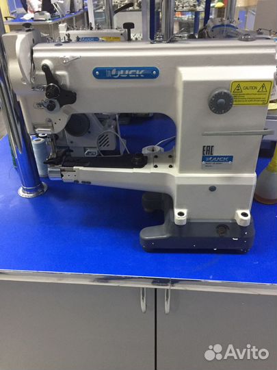Рукавная машина тройного продвижения Juck JK-62681