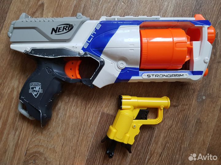 Бластеры nerf Элит Стронгарм и Nerf N-Strite Фаер