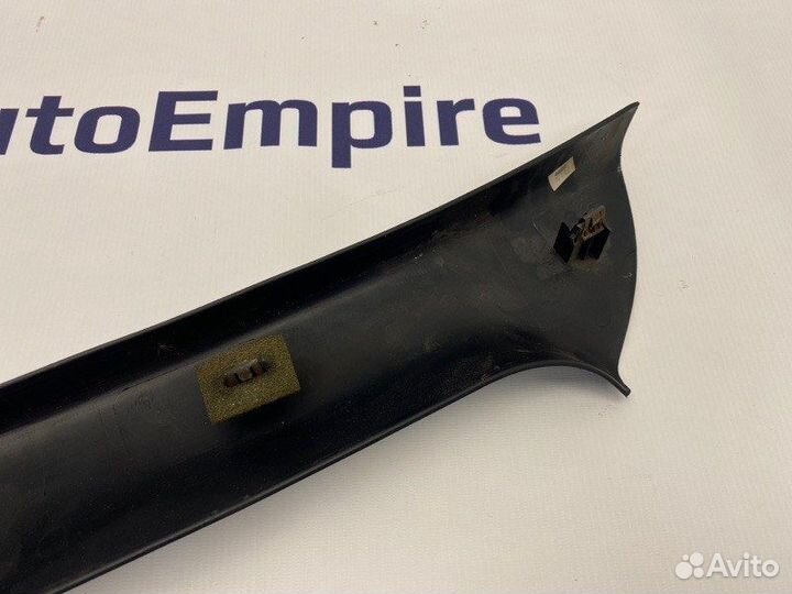 Обшивка стойки передняя правая Mitsubishi Eclipse