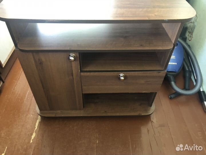 Тумба под телевизор