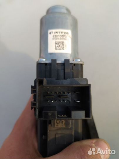 Стеклоподъемник электр. задний правый Volkswagen P