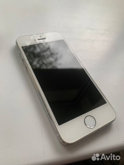 iPhone 5s 16 гб