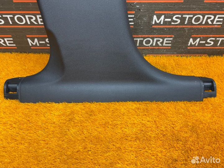 Обшивка стойки левая Audi A4 B8/8K cdnc 2009