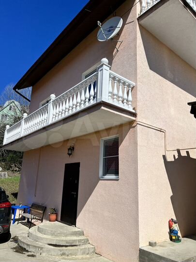 Дом 210 м² на участке 6 сот.