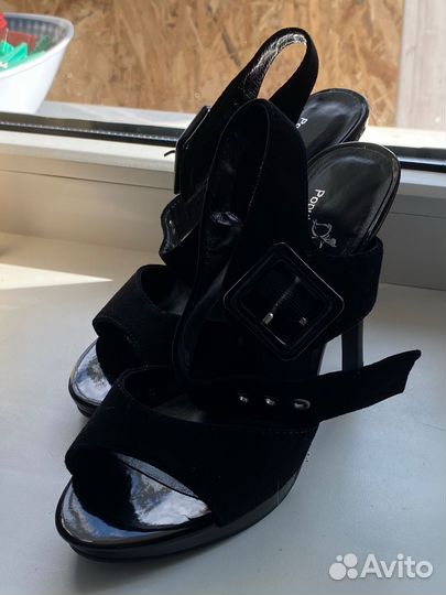 Босоножки новые 34