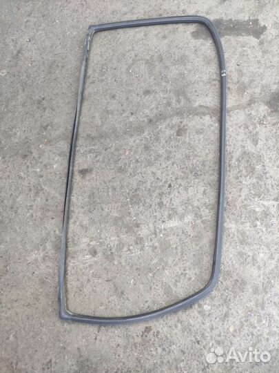 Уплотнитель лобового стекла Kia bongo 2