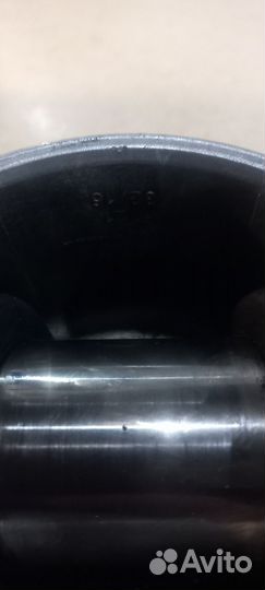 Поршень 20381127 вольво d12c