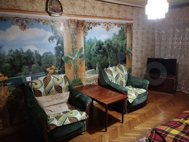 4-к. квартира, 70 м², 3/5 эт.