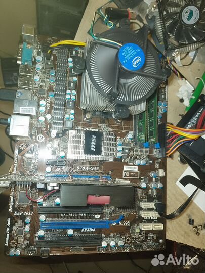 MSI 970A-G45 + Creative Labs Fidelity