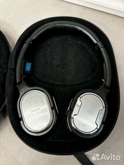 Беспроводные наушники Nokia BH-905i