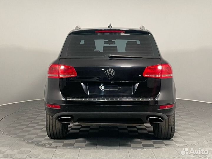 Volkswagen Touareg, 2011