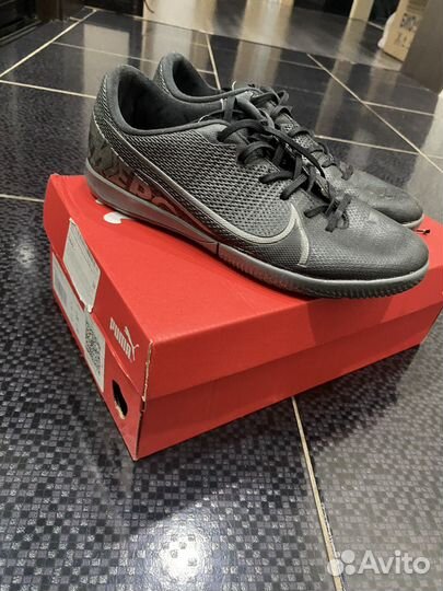 Футзалки nike mercurial