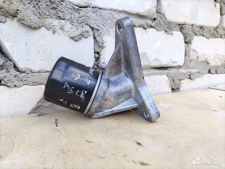 Кронштейн масляного фильтра Kia Sportage 1