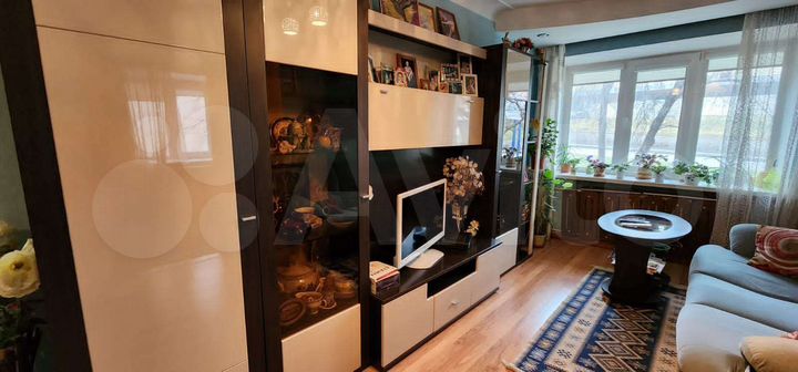 2-к. квартира, 42 м², 2/4 эт.