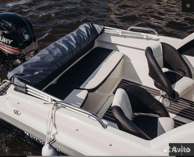 Катер Phoenix 530HT новый