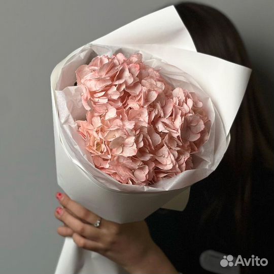 Букет-комплимент с розовой гортензией