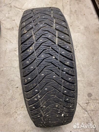 Yokohama Ice Guard IG65 215/65 R16