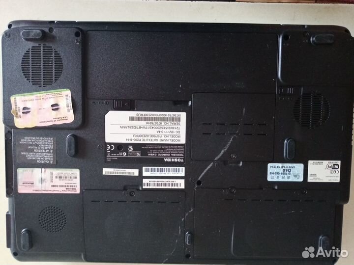 Ноутбук Toshiba Satellite p200-1hh