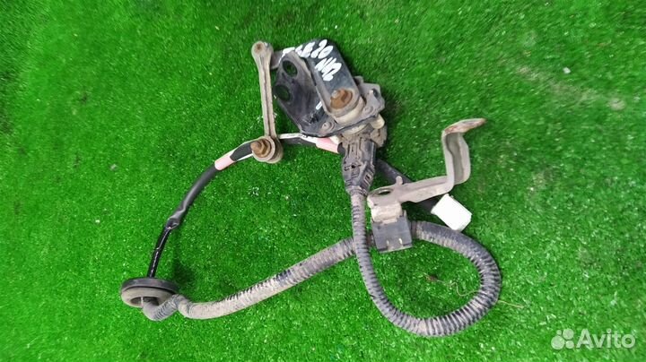 Датчик высоты дорожного просвета задний Toyota