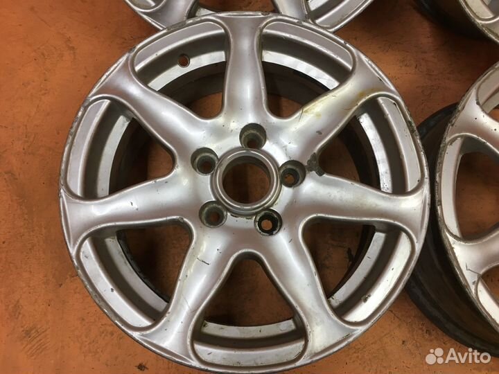 4 шт. диски- диаметр 15 PCD 5х108 Волга