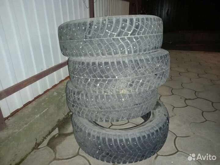 Auplus APL715 215/65 R16