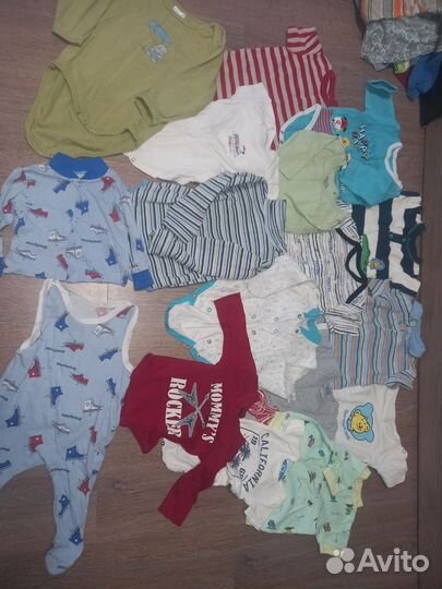 Много вещей на мальчика от 0 до 1.5 примерно