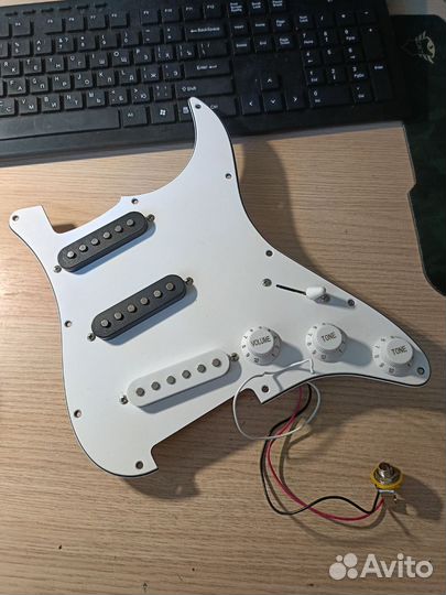 Пикгард на стратокастер