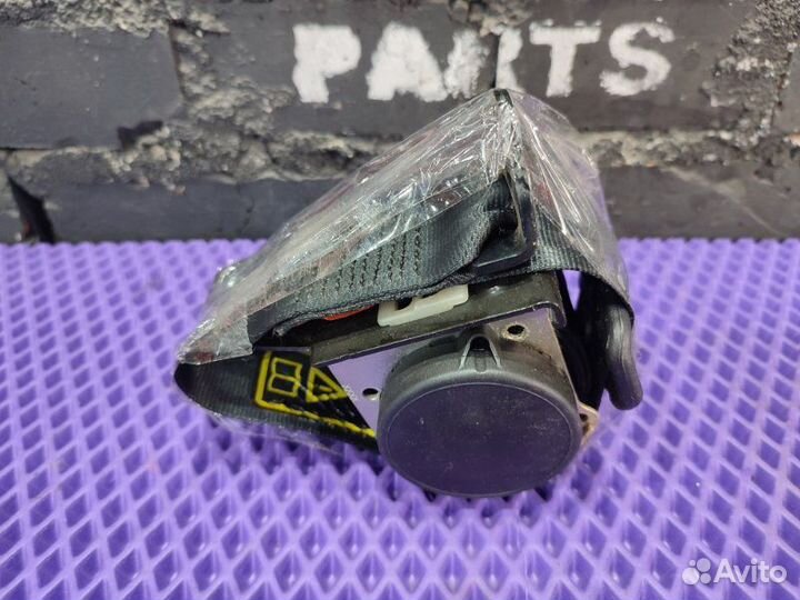 Ремень безопасности задний левый Nissan Dualis