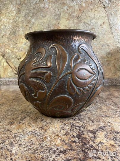 Ваза кашпо латунь ручная работа конец 19 века