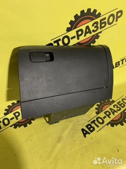 Бардачок Volkswagen Polo 5 2015-2020