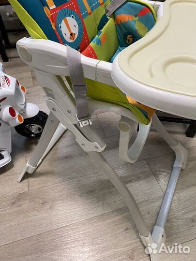 Кокон для новорожденных и столик для кормления