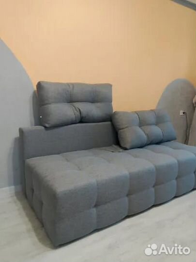 Диван без подлокотников раскладной в наличии