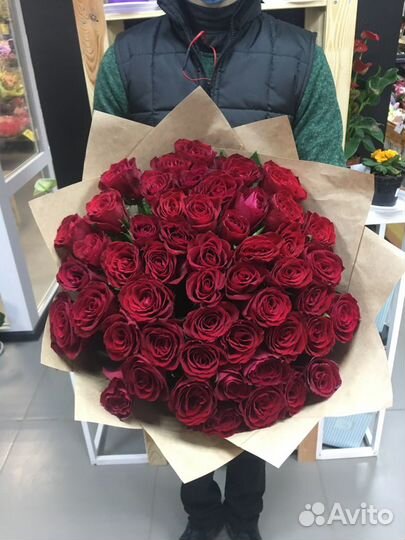 51 роза красная с Бесплатной доставкой
