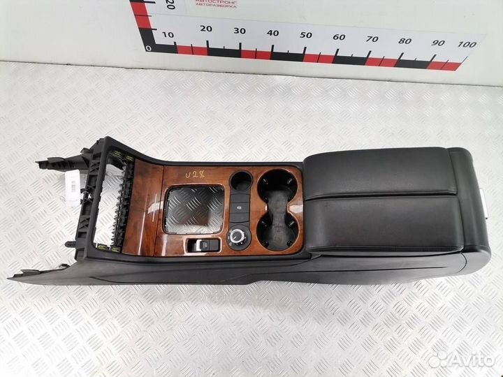 Центральный подлокотник Volkswagen Touareg 2 2012