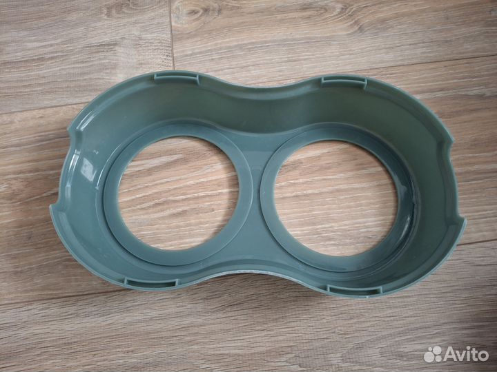 Миски на подставке для собак