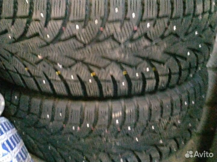 Колеса зима 215/65 16 Toyo