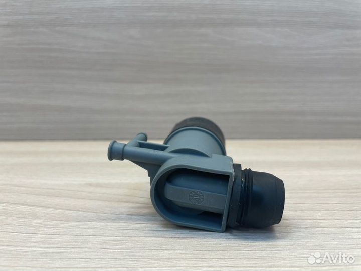 Насос стеклоомывателя Renault Logan